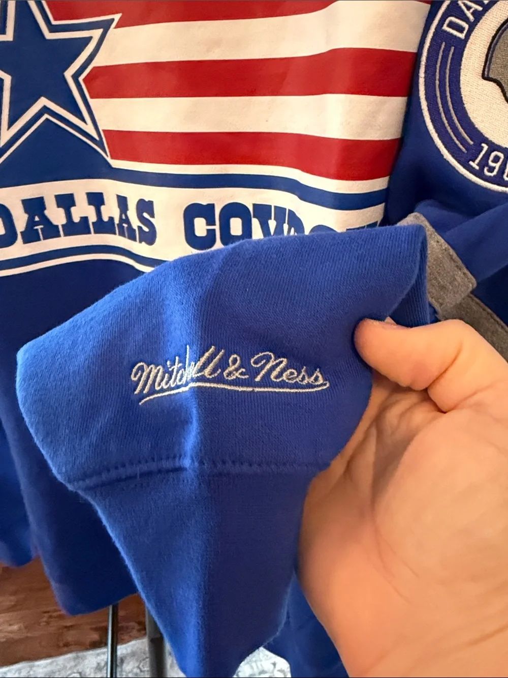 NWT NFL Dallas Cowboys NFL All Over Crew 2.0 Sz Lg